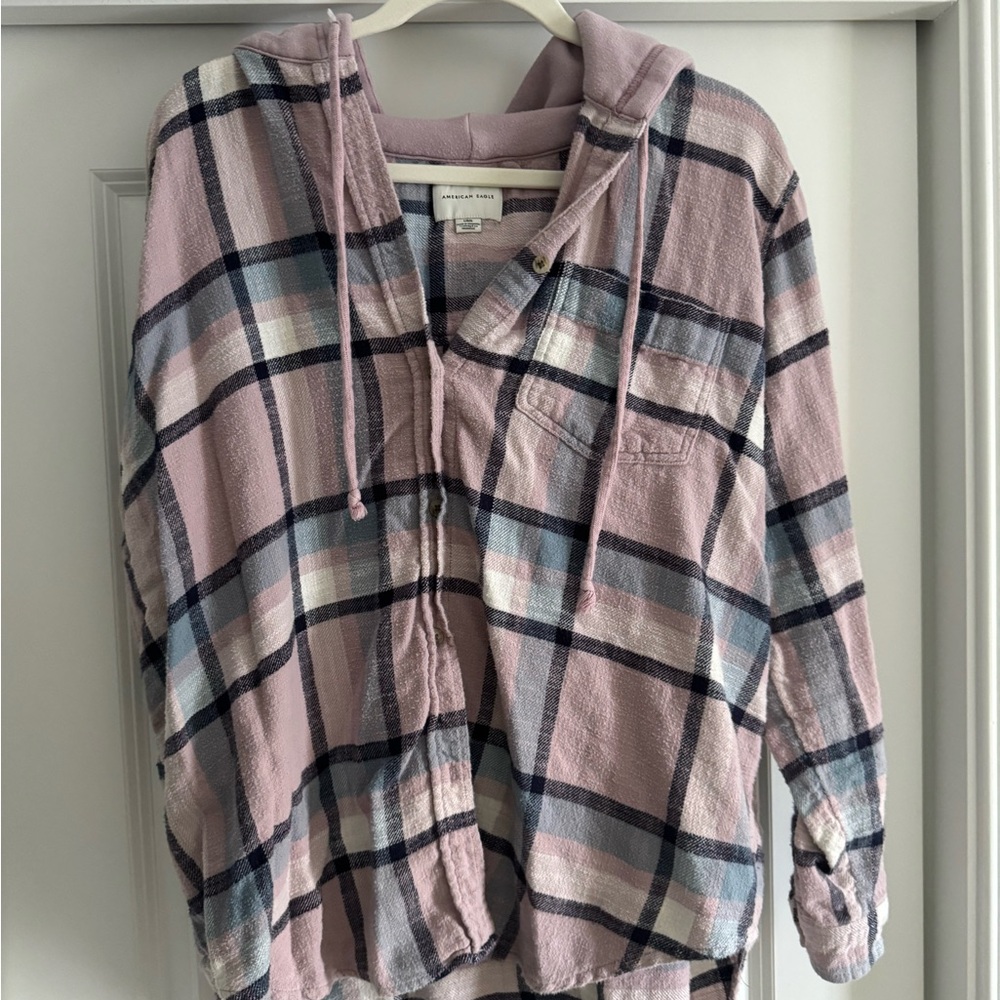 American Eagle Outfitters Pink and Blue Plaid Shirt